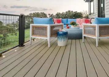 Trex Deck in Rope Swing Color with Patio Furniture